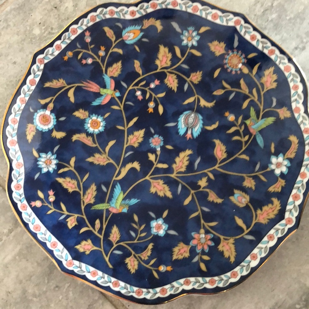 SILK ROAD HAND-DECORATED MUGS & DESSERT PLATE.